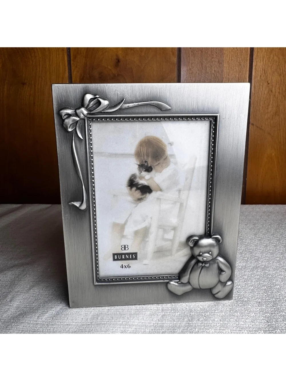Vintage Burnes Baby Photo Album 4x6 Silver Tone Teddy Bear Bow Frame 1997